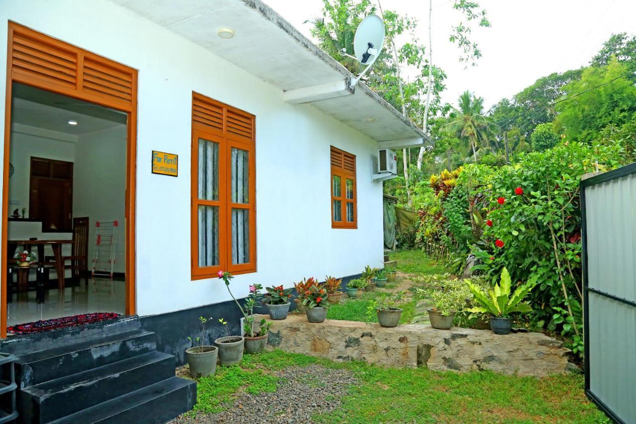 Global Lake Villa Hikkaduwa Luaran gambar